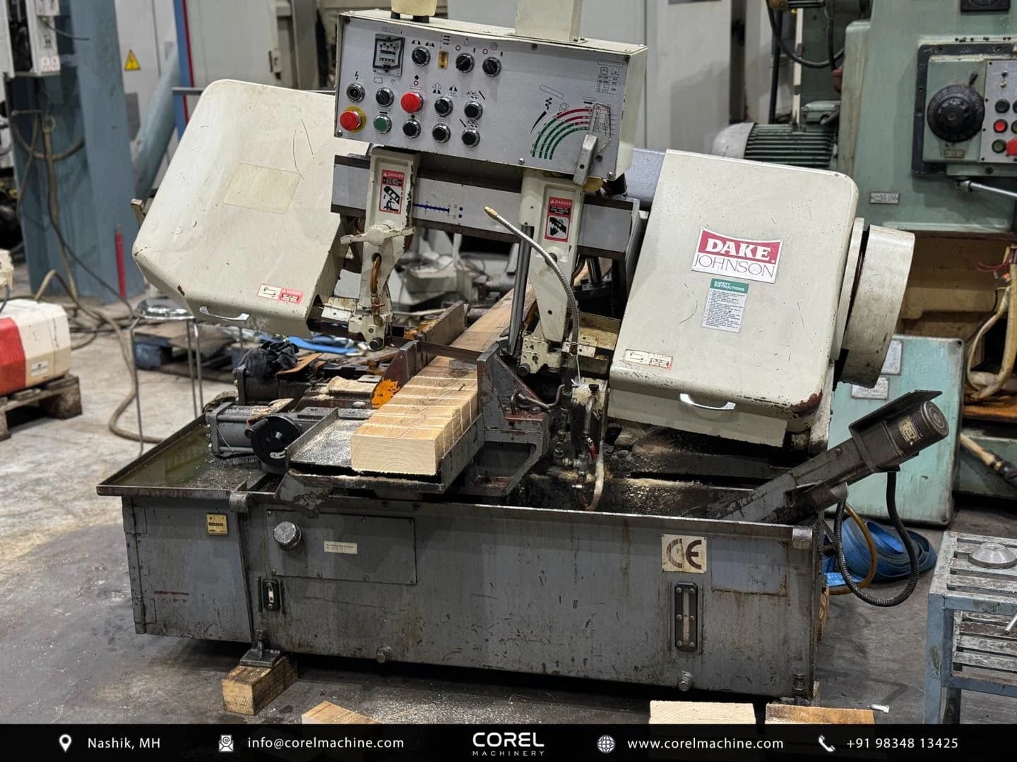 Used JOHNSON (AMADA) HA 250 AUTOMATIC BANDSAW — Bandsaws