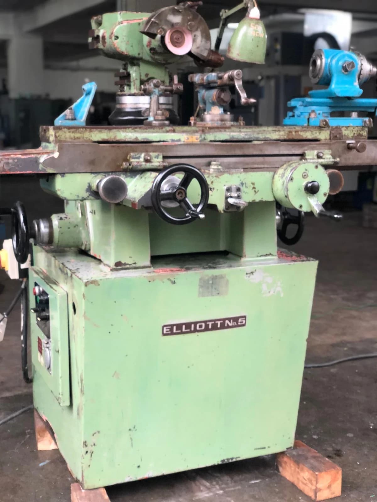 Used ELLIOTT NO.5 TOOL & CUTTER GRINDER — Tool & Cutter Grinders