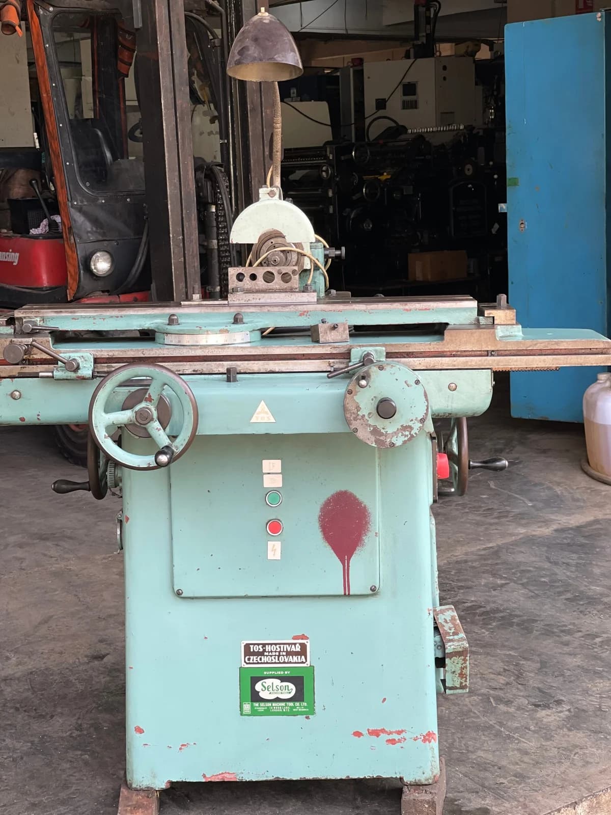 Used TOS TOOL & CUTTER GRINDER — Tool & Cutter Grinders